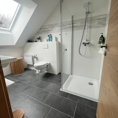 Haus Fernblick 아파트 Ibach